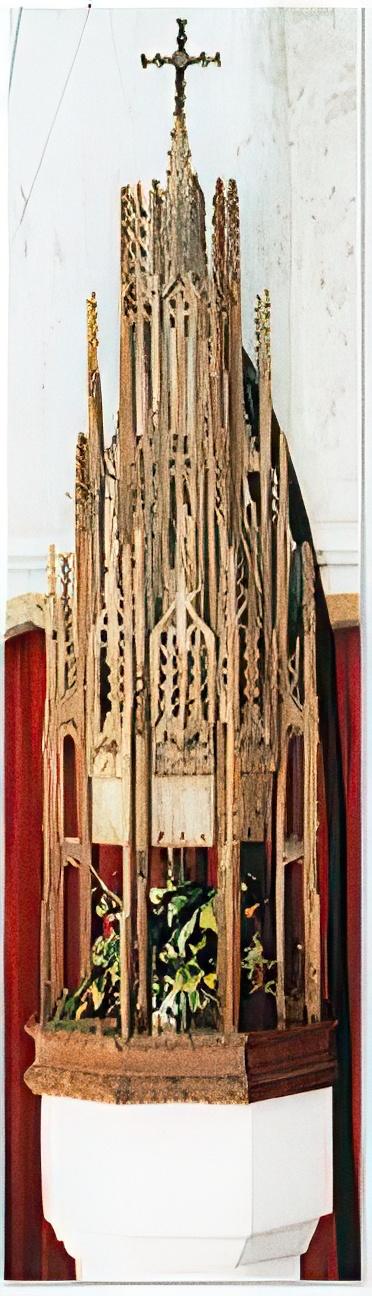 Font top - St. Mary's, Brancaster